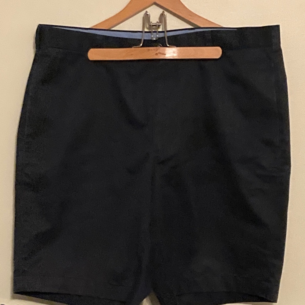 Brooks Brothers Navy classic shorts size 36 New condition
